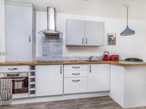 Charming Annexe w Garden Parking - Pass The Keys