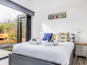 Charming Annexe w Garden Parking - Pass The Keys