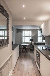 Nelson East- Budget friendly one bedroom apartment