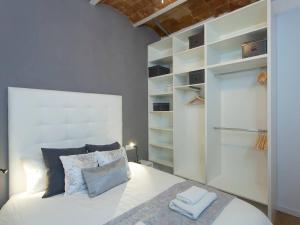 Colour Pop FIRA by MyRentalHost