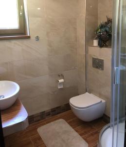 HOTEL GALERIA PEZINSKA BABA