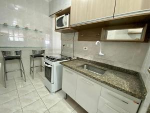 M012 - Apto c 2 Sacadas | Frente ao Mar na V. Mirim