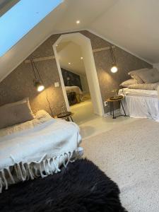 Ruth & Iris Farmhouse