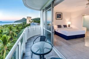 Yacht Harbour Tower 5 - Oceanviews, buggy and private lift access and valet service