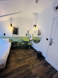 Hotels Hotel de Berne : Chambre Triple