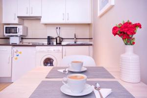 -MalagaSunApts- Vibrant Historic City Centre