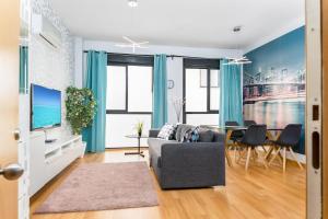 -MalagaSunApts- Modern CityCentre Pool&Parking