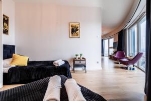 Panorama Capital Black