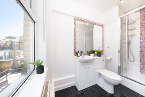 Best Location Oxford Str, Soho 2 Bedr, 3 Beds, 2 Bath