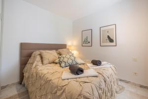 Azahara 1 8B Beautiful apartment frontline golf in popular Aloha