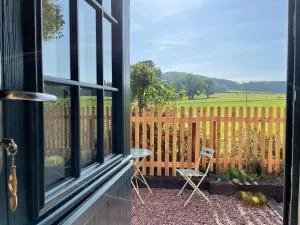 The Garage - New Bridge