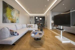 Chic central Athens apartment at Mavilli Sq.