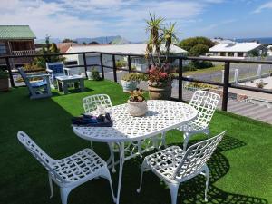 Monas Risibiki Seaside