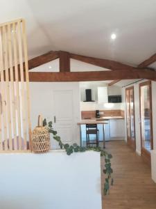 Appartements * Studio Cosy - Vue Cathedrale * Wifi * : photos des chambres