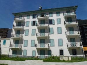 Bel appartement 3 étoiles avec balcon au cœur de Chamonix - FR-1-343-165
