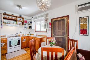 Mattea Vacation House at Bella Vue Estate