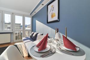 Family Apartment Szewska Market Square by Renters