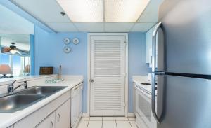 Long Beach Resort Tower II #1202