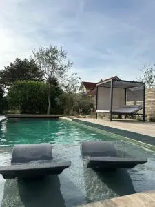 Stadtvilla mit Pool - Rüdlingen