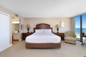 Edgewater Tower I 704