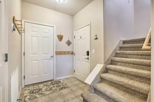 Spacious Fraser Condo about 6 Mi to Winter Park!