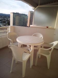 CARMEN MOLINA EDIFICIO ESMERALDA