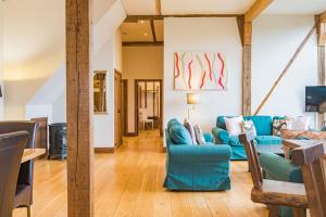 The Canterbury Barn by Bloom Stays