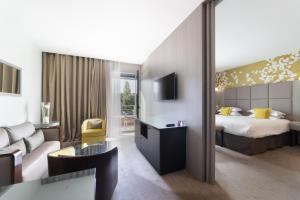Hotels Crowne Plaza Lyon Parc de la Tete d'Or : Suite avec Canapé-Lit - Vue sur Fleuve ou sur Parc - Non remboursable