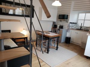 Appartements Logement central, calme, proche chateau et INSEAD : photos des chambres
