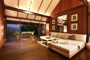 Vanilla hill (hill lodge)