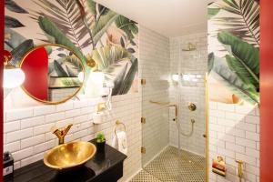 The Red-Hot Retro 2BDR Apt Cairos Downtown