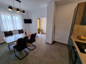 Apartment in Dramalj 42930