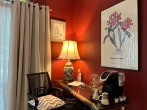 Dickinson Guest House, Guadalajara Expo