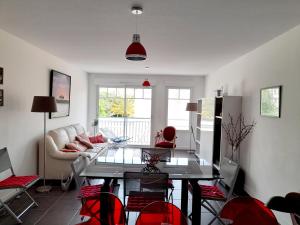 Appartement T3 Contemporain, Proche Plage et Centre, Parking Sécurisé, Wi-Fi - FR-1-319-11