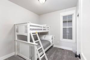 Charming 3-bedroom in vibrant new neighborhood