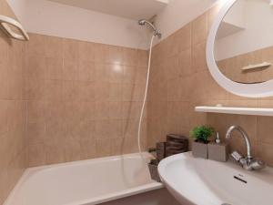 Appartement près télécabine, animaux admis, parking inclus pour 4 personnes à Vielle Aure - FR-1-296-206