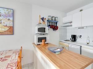 T3 Duplex 43m², 2 chambres, balcon, animaux admis, calme, proches commodités, 3 stations ski - FR-1-402-29