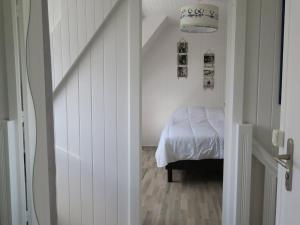 Maison de charme 3* avec WIFI, jardin clos, véranda, à 350m du port à Perros-Guirec - FR-1-368-254