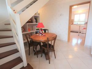 Maisons de vacances Maison Fouesnant, 4 pieces, 6 personnes - FR-1-481-82 : photos des chambres