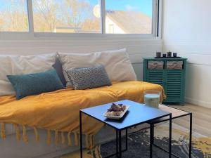 Duplex à Combrit: plage à pied, piscine chauffée et tennis - FR-1-481-101