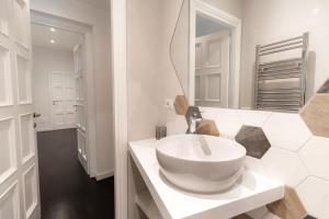 Trastevere four seasons Manara