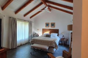 Casa privada amplia y tranquila, rodeada de naturaleza.