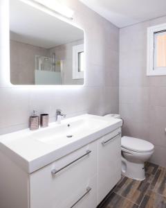 Happy Stay Apartment - Halefka Court