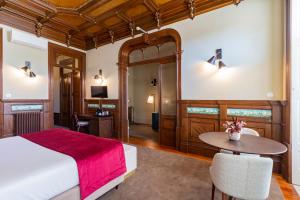 Marquês Garden House by Olivia