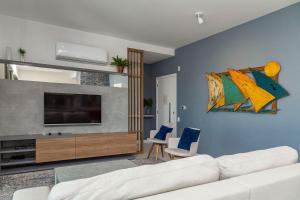 Punta Blu 102-3 – Apartamento de alto padrão em Condomínio Exclusivo, Quadra poliesportiva - Piscina - Portaria 24h.