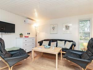 4 person holiday home in Hals-By Traum