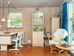 6 person holiday home in Knebel-By Traum