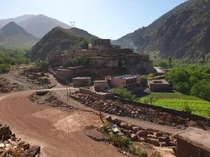 Guest House Imdoukal - Aït Tamellil