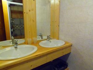 Appartements Chalet l'aubepine residence B&B : photos des chambres