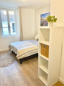 Appartements Studios charmants cosy a 5 minutes du centre-ville : photos des chambres